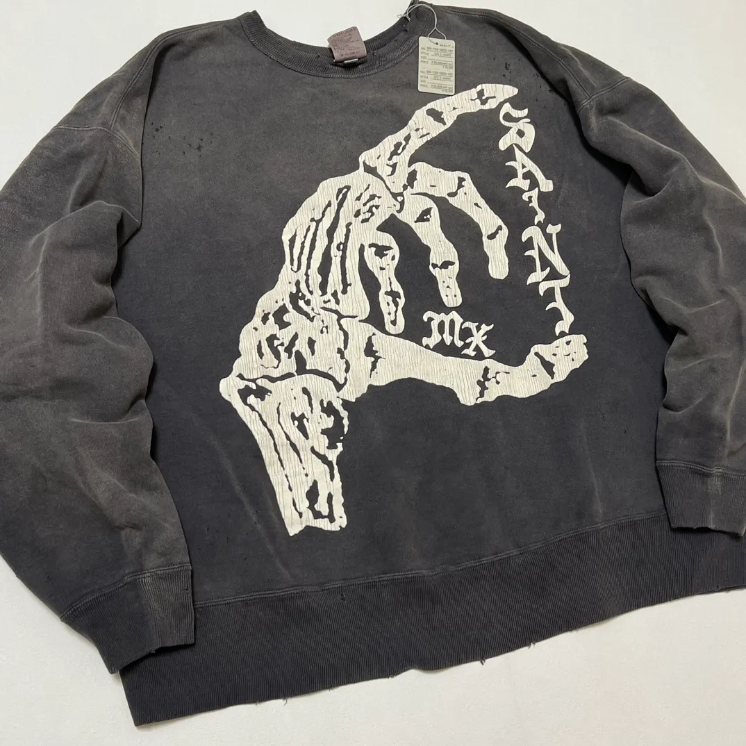 SAINT M×××××× BONE SAINT CREW SWT/BLK Bone SAINT destruction sweatshirt, washed black S-XL Assute dyeing, genuine whole garment sprayed with horse-hair fading process, collar/cuffs frayed in many places, front and rear panels/sleeves super complex fraying, heavy washing and water distressing, correct fruit mark/angel mark